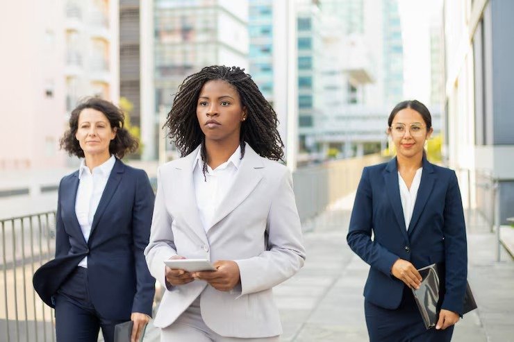 organizational leadership expert, women in leadership training, woman’s executive leadership